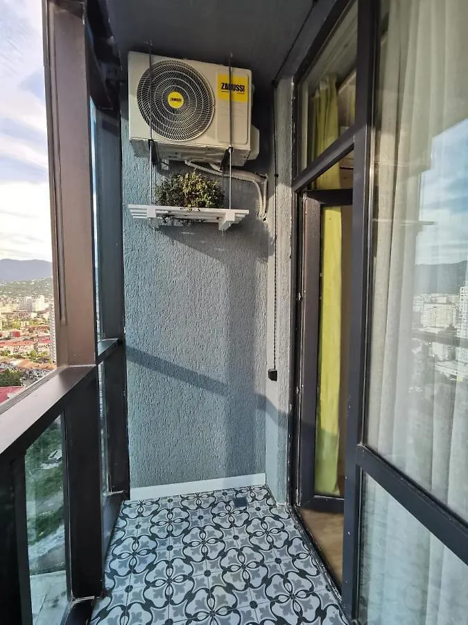 Dar Tower Apartment Batumi 0*,